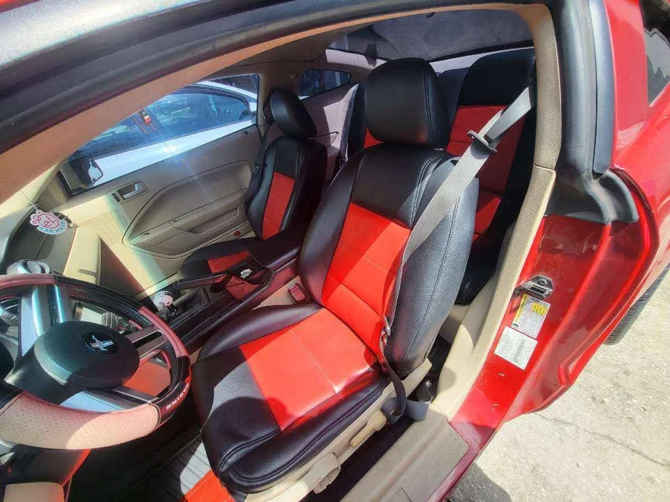 2009 Ford S197 Mustang - Image 6 of 9