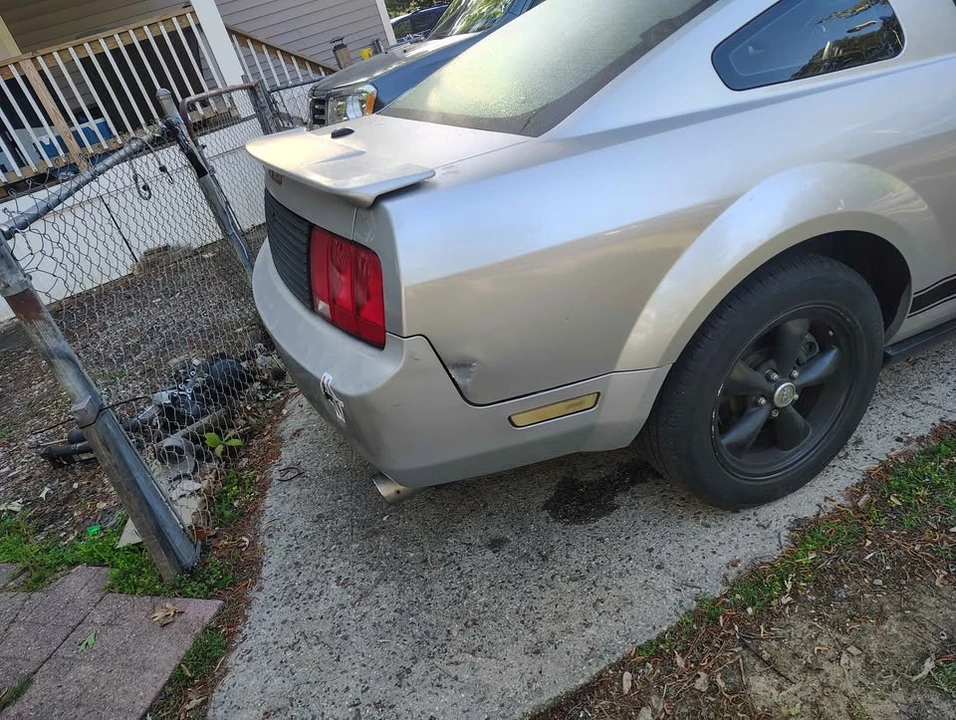 2009 Ford S197 Mustang - Image 5 of 7