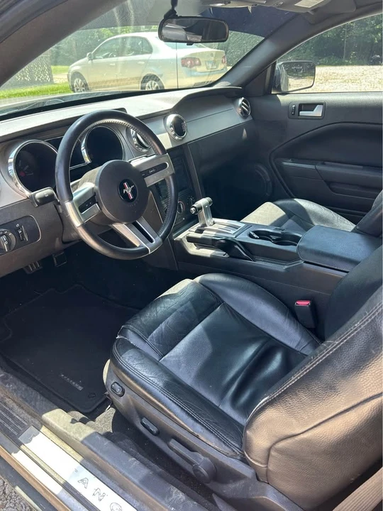 2009 Ford S197 Mustang - Image 7 of 10