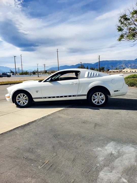 2009 Ford S197 Mustang - Image 3 of 12