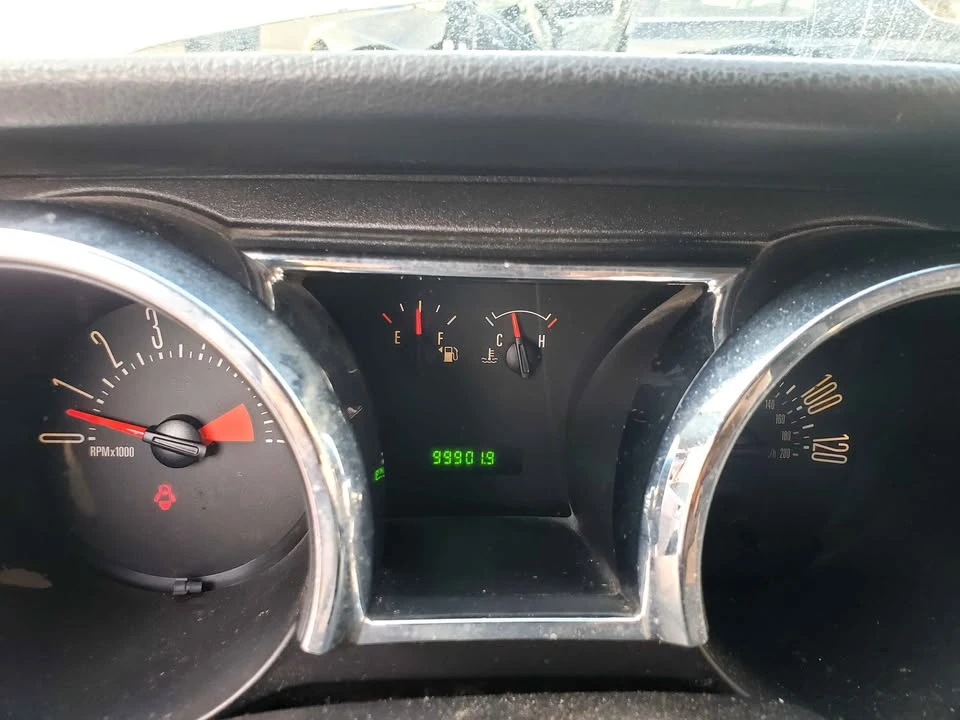 2009 Ford S197 Mustang - Image 12 of 12