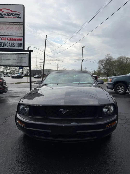 2009 Ford S197 Mustang - Image 2 of 10