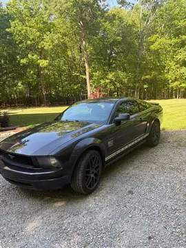 2009 Ford Mustang Deluxe