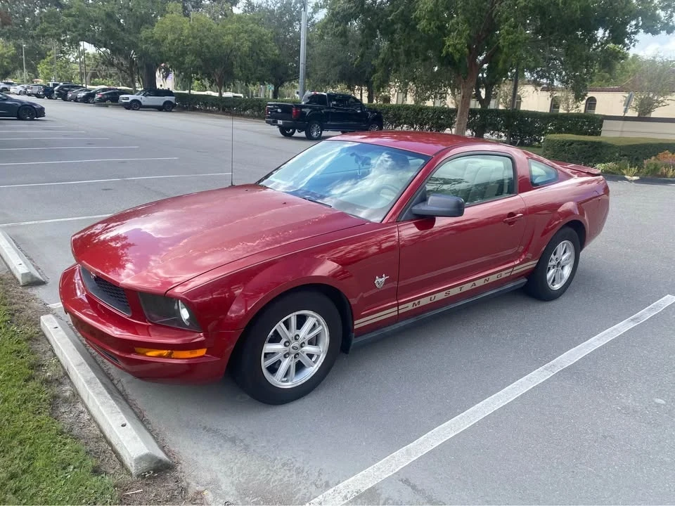 2009 Ford S197 Mustang - Image 3 of 10