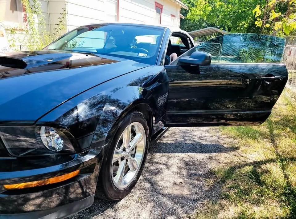 2009 Ford S197 Mustang - Image 6 of 10