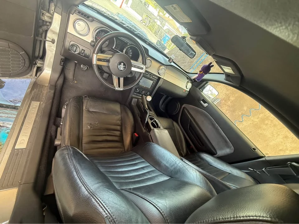 2009 Ford S197 Mustang - Image 8 of 10