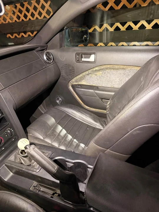 2009 Ford S197 Mustang - Image 7 of 10