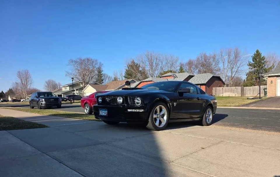 2009 Ford S197 Mustang - Image 2 of 14