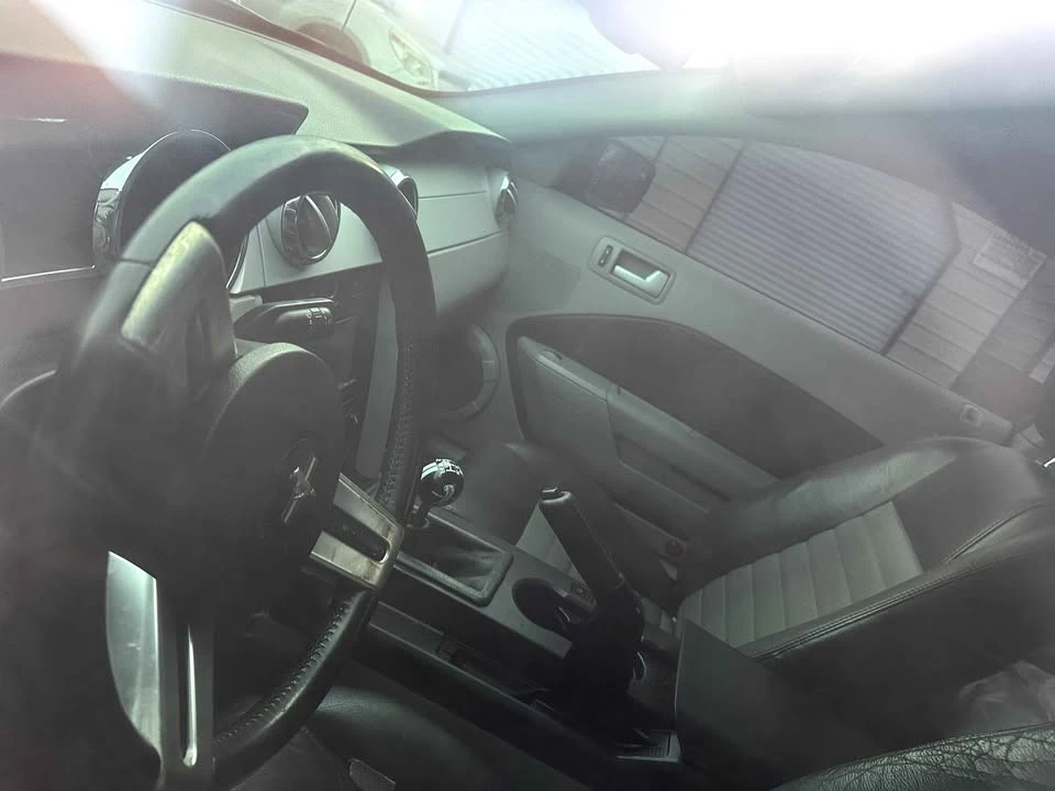 2009 Ford S197 Mustang - Image 5 of 6