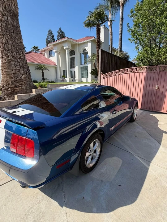 2009 Ford S197 Mustang - Image 3 of 9