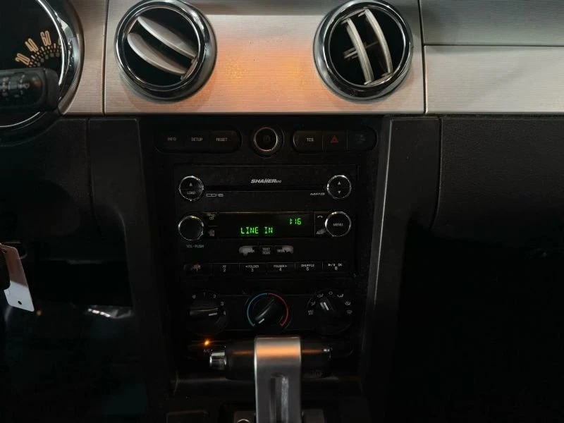 2009 Ford S197 Mustang - Image 13 of 20