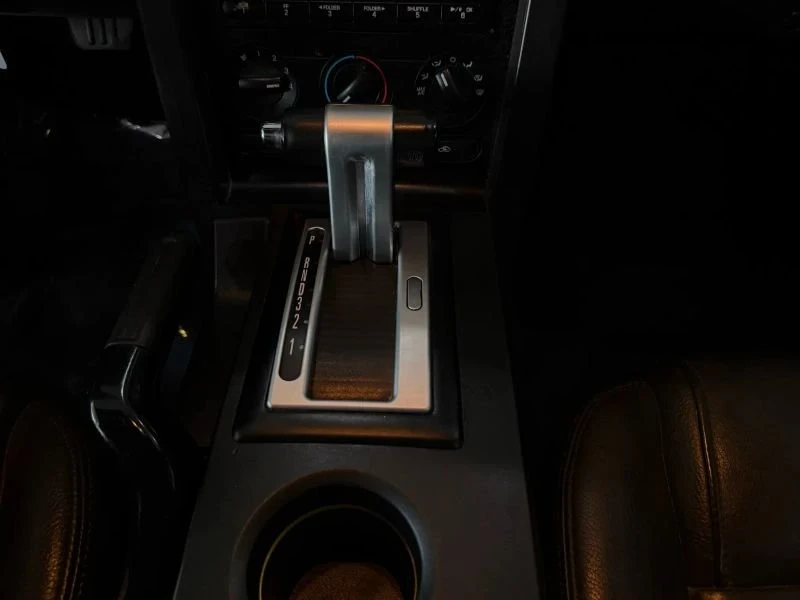 2009 Ford S197 Mustang - Image 14 of 20