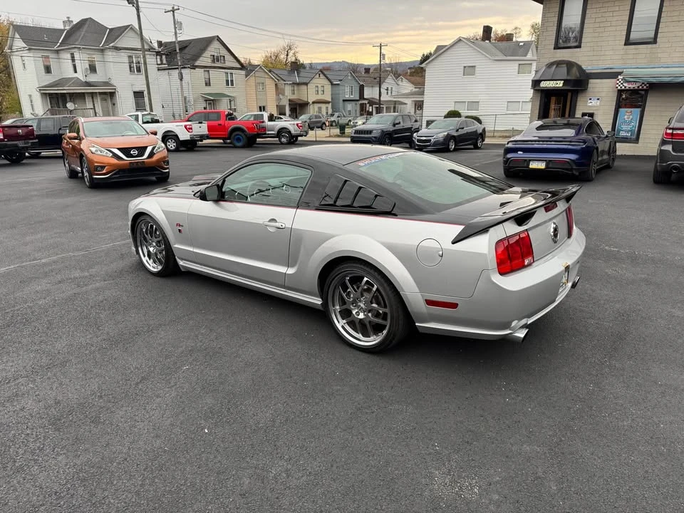 2009 Ford S197 Mustang - Image 2 of 15