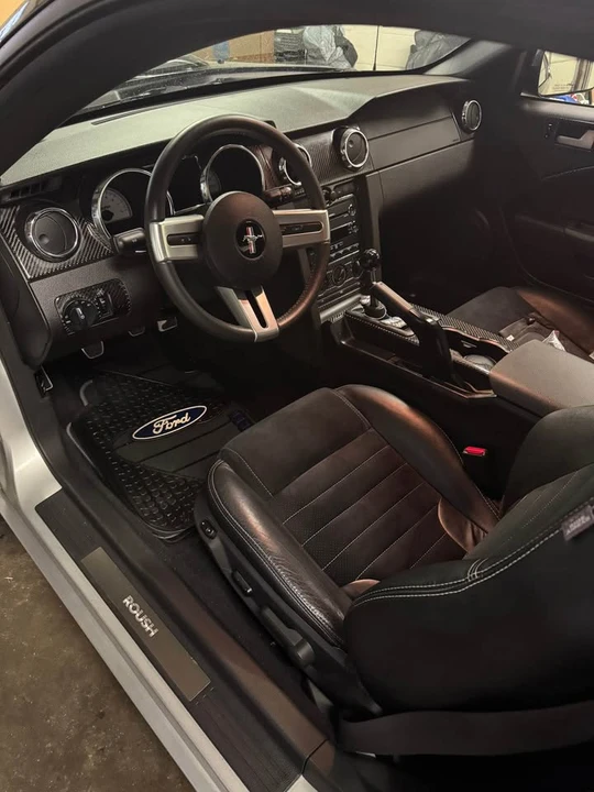 2009 Ford S197 Mustang - Image 13 of 15