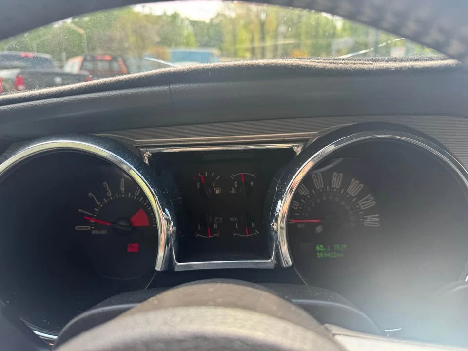2009 Ford S197 Mustang - Image 7 of 13