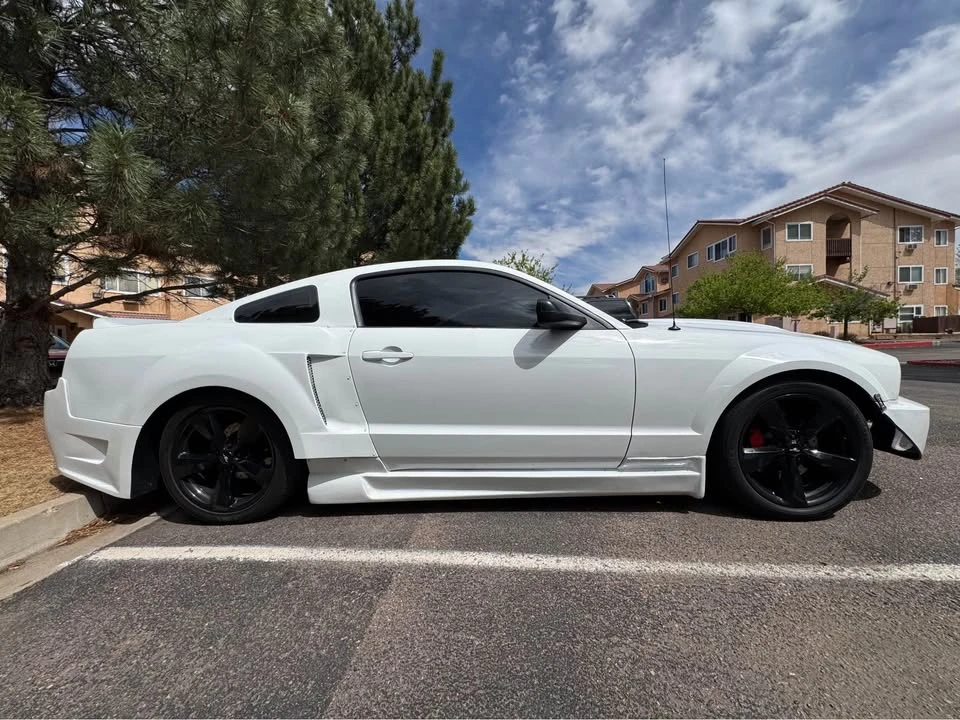 2009 Ford S197 Mustang - Image 3 of 9