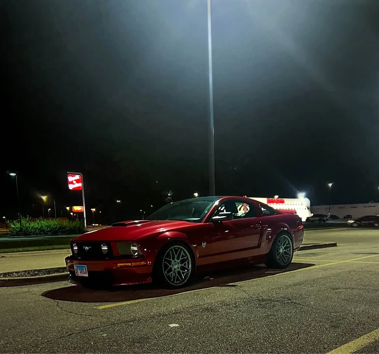 2009 Ford S197 Mustang - Image 2 of 9