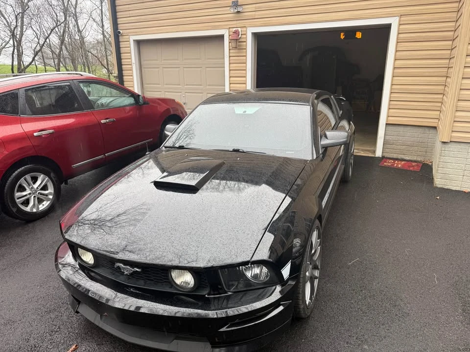 2009 Ford S197 Mustang - Image 2 of 9
