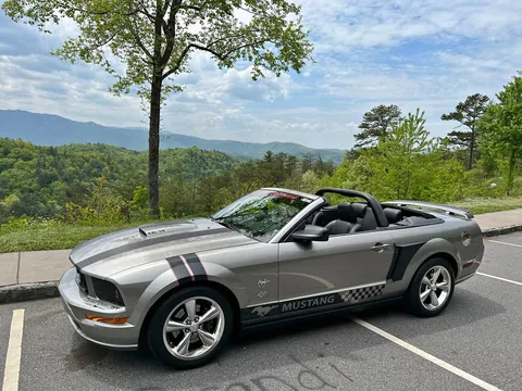 2009 Ford Mustang 45th Anniversary Edition Convertible
