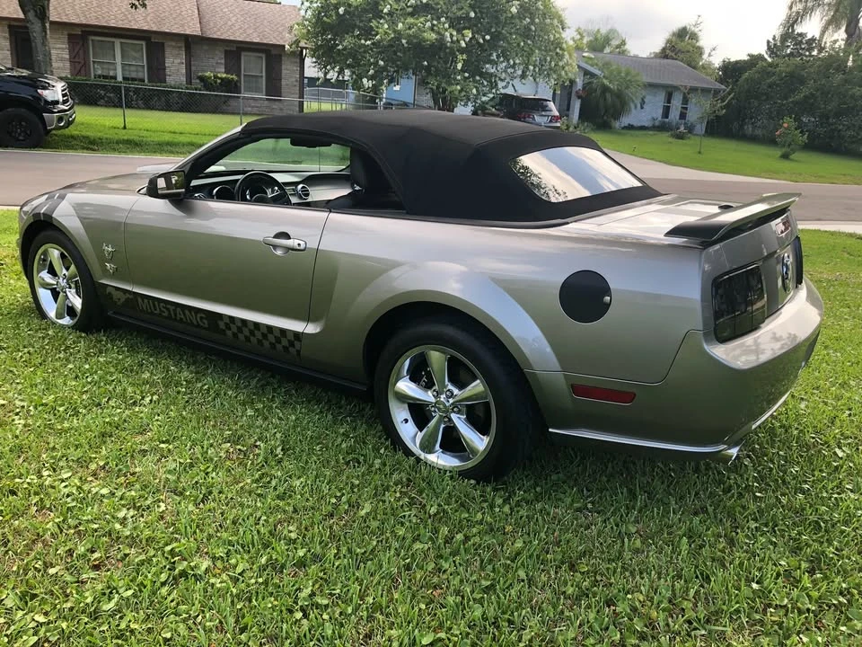 2009 Ford S197 Mustang - Image 15 of 20