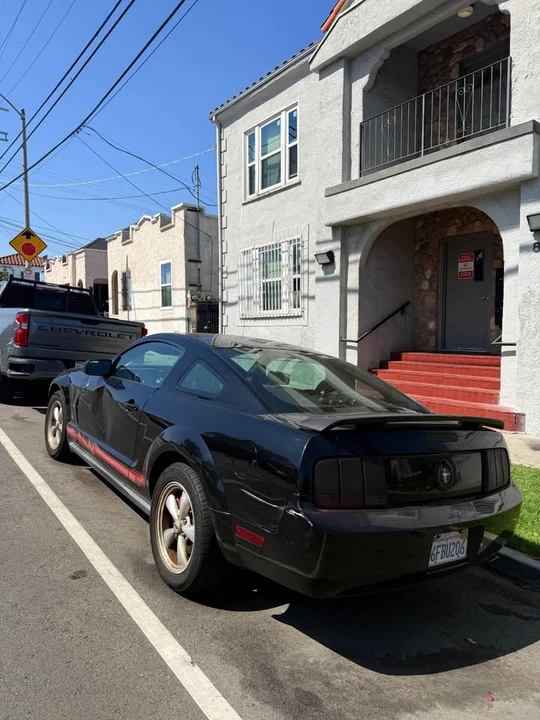 2009 Ford S197 Mustang - Image 2 of 5