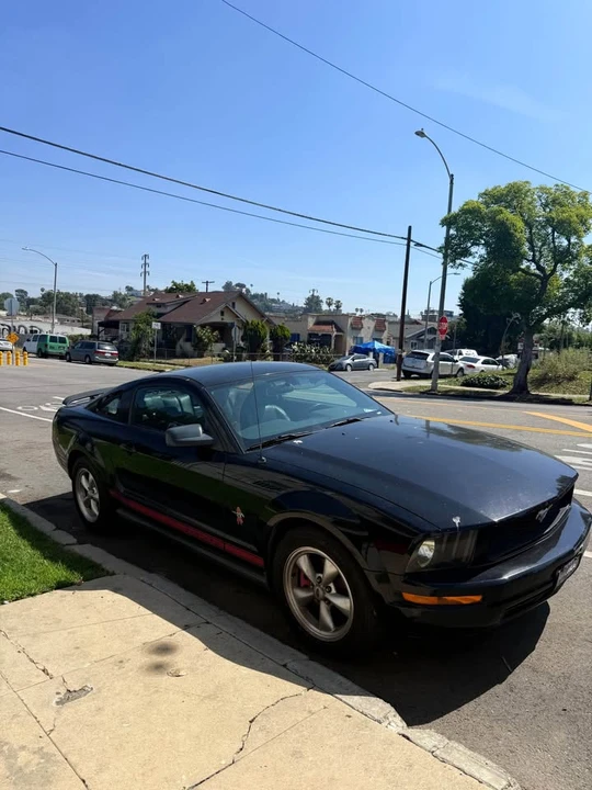 2009 Ford S197 Mustang - Image 4 of 5