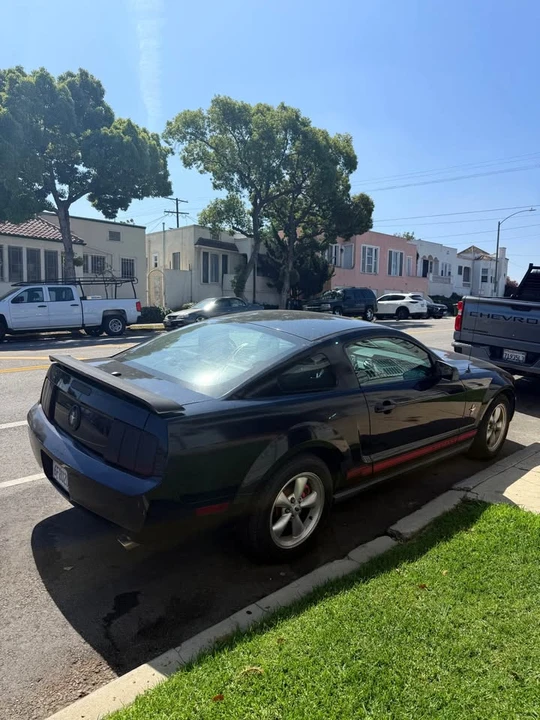 2009 Ford S197 Mustang - Image 3 of 5