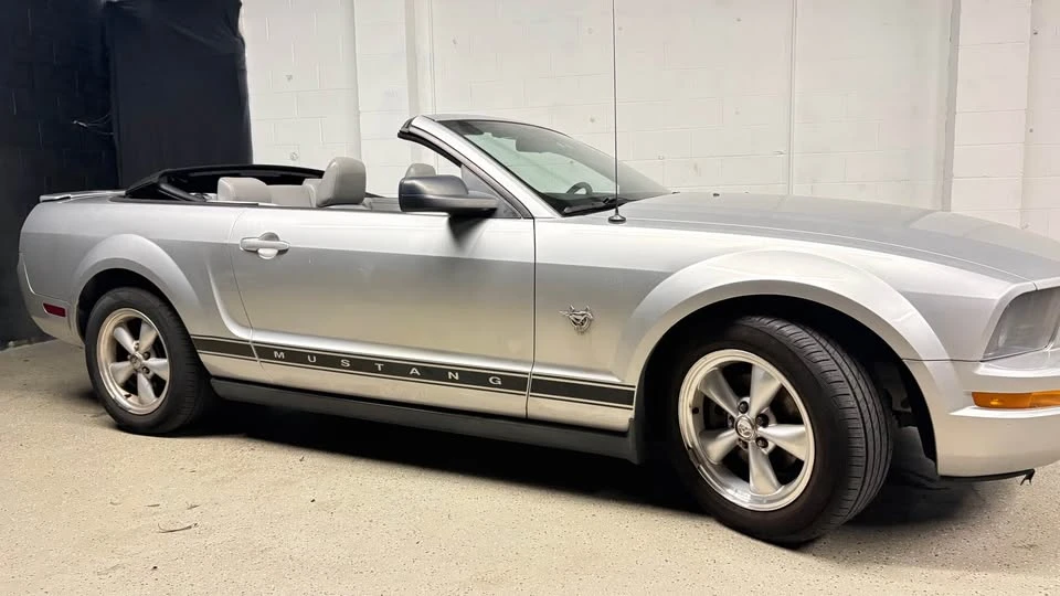 2009 Ford S197 Mustang - Image 4 of 16