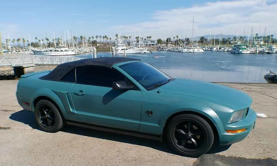2009 Ford S197 Mustang - Image 2 of 10