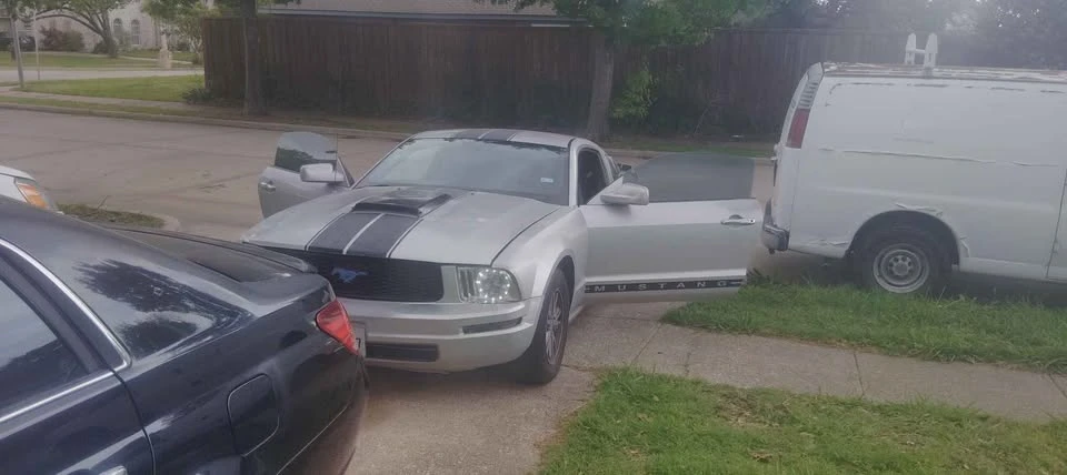 2009 Ford S197 Mustang - Image 3 of 8