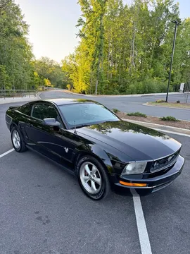 2009 Ford Mustang V6 Coupe