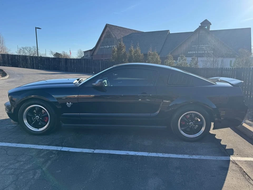 2009 Ford S197 Mustang - Image 2 of 20