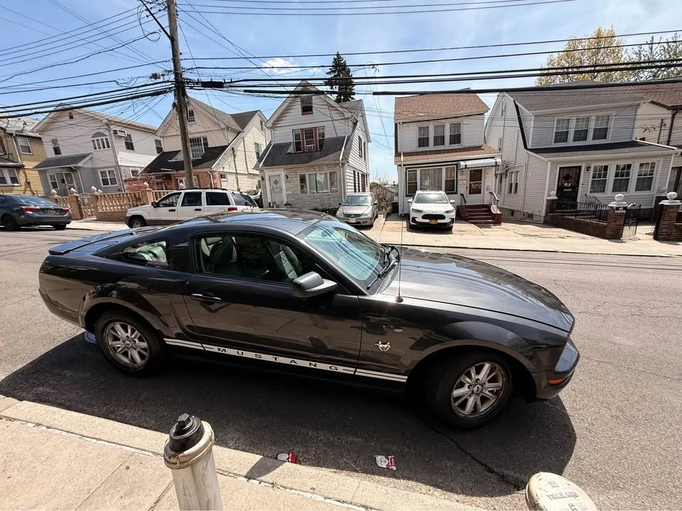2009 Ford S197 Mustang - Image 2 of 17