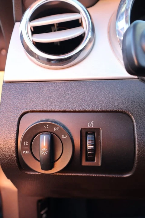 2009 Ford S197 Mustang - Image 15 of 15