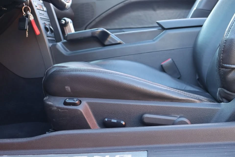 2009 Ford S197 Mustang - Image 8 of 15