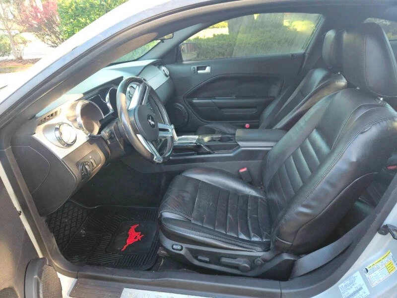 2009 Ford S197 Mustang - Image 5 of 10
