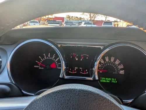 2009 Ford S197 Mustang - Image 15 of 19