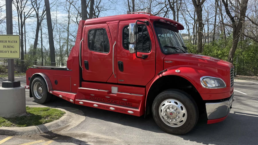 2009 Freightliner - Image 7 of 15