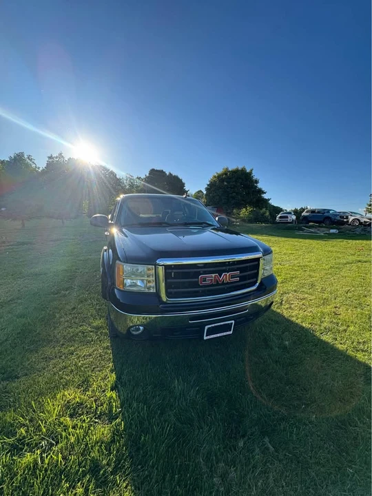 2009 GMC Sierra 3rd Gen - Image 5 of 13