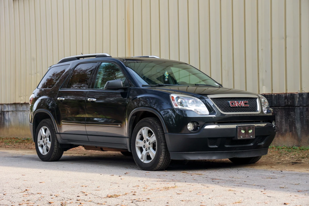 2009 GMC Acadia - Image 2 of 31