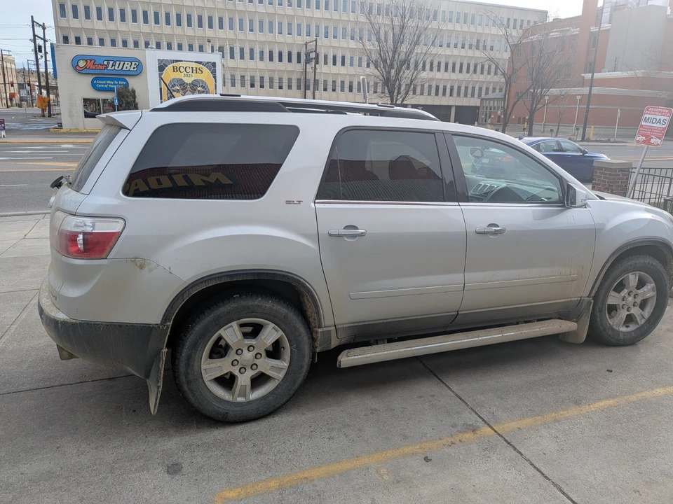 2009 GMC Acadia - Image 6 of 8