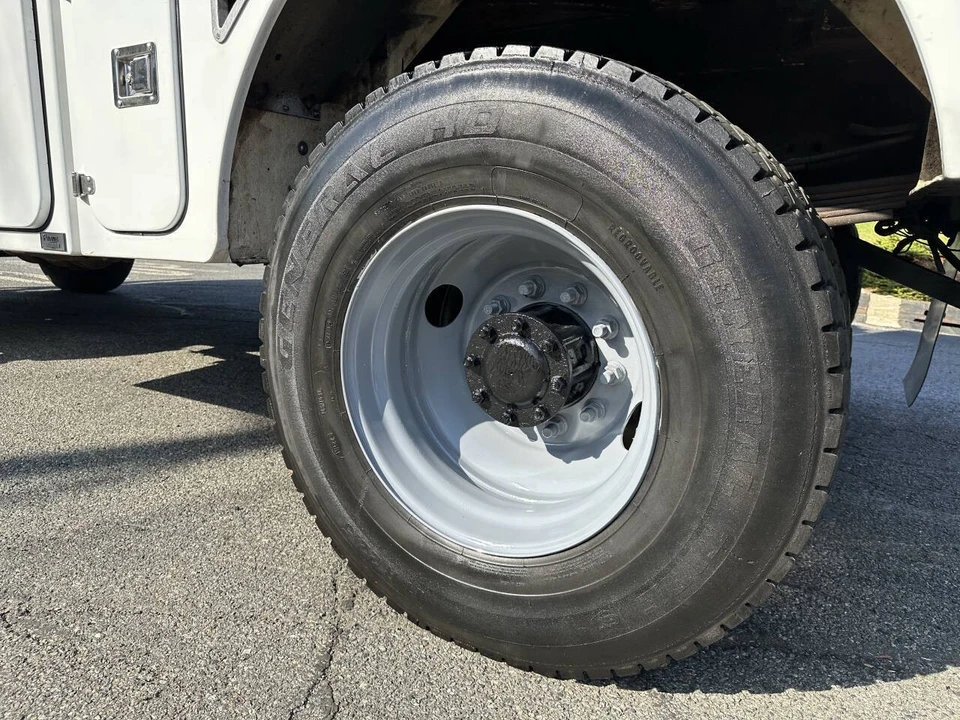 2009 GMC TopKick - Image 14 of 21