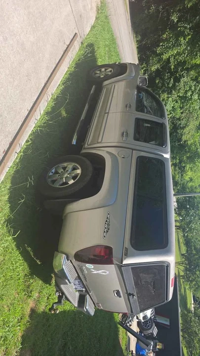 2009 GMC Canyon 1st Gen - Image 2 of 13