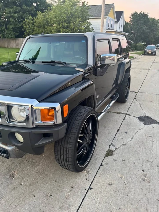 2009 GMC Hummer EV - Image 4 of 6