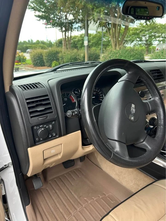 2009 GMC Hummer EV - Image 6 of 11