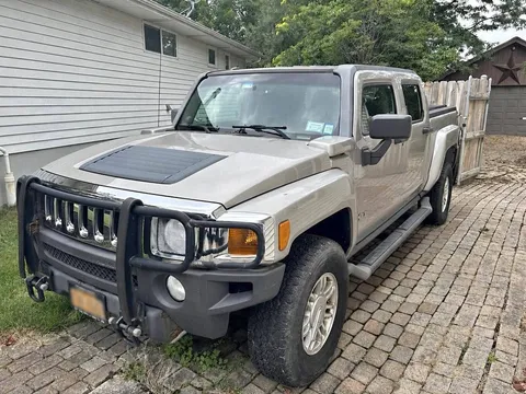 2009 GMC Hummer H3T