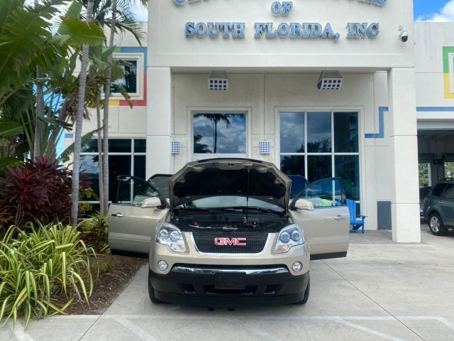 2009 GMC Acadia - Image 17 of 21
