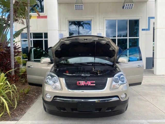 2009 GMC Acadia - Image 18 of 21