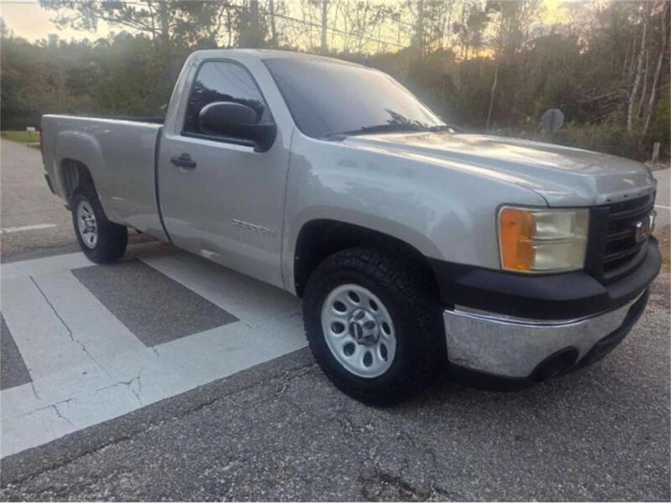 2009 GMC Sierra 3rd Gen - Image 9 of 11