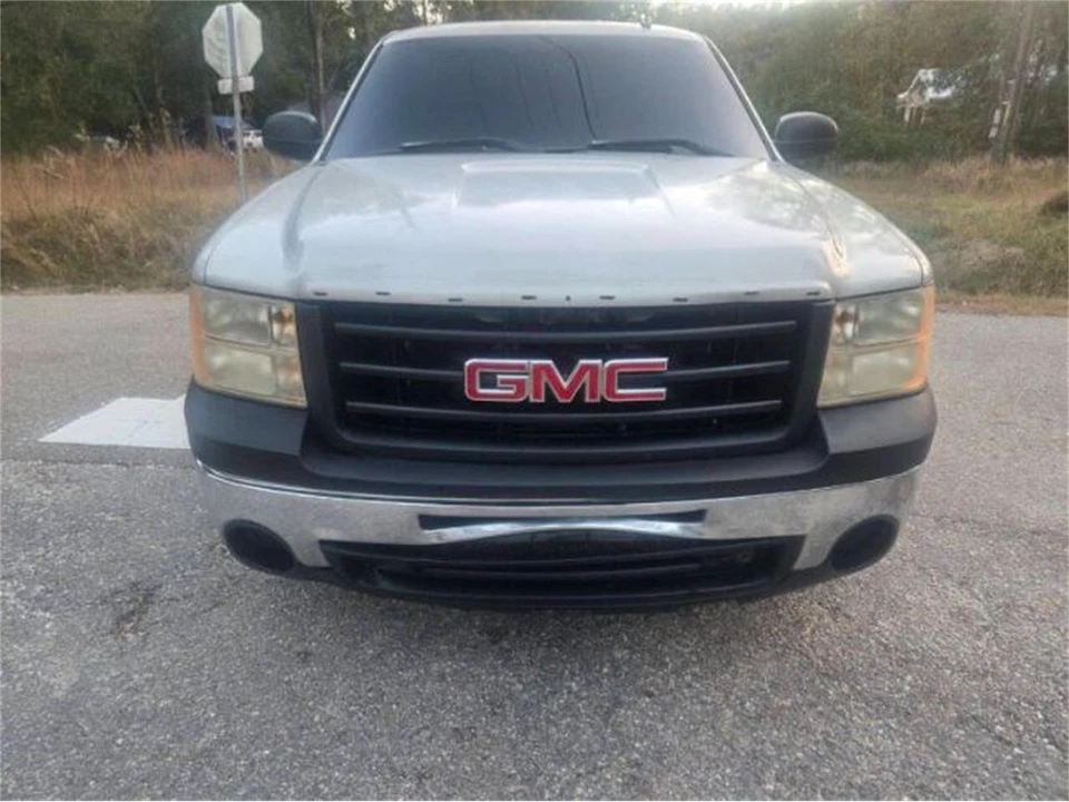 2009 GMC Sierra 3rd Gen - Image 10 of 11